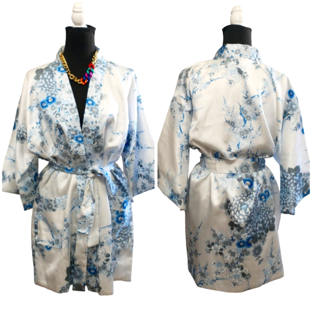 Japanese Style Silky Japanese Blossom Floral Print Robe With Belt